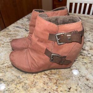 OTBT Women's Pink Ankle Booties with Buckle Detail